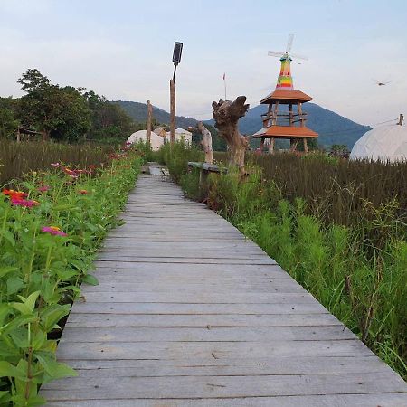 Baanrimdoi Resort Lampang Exterior foto